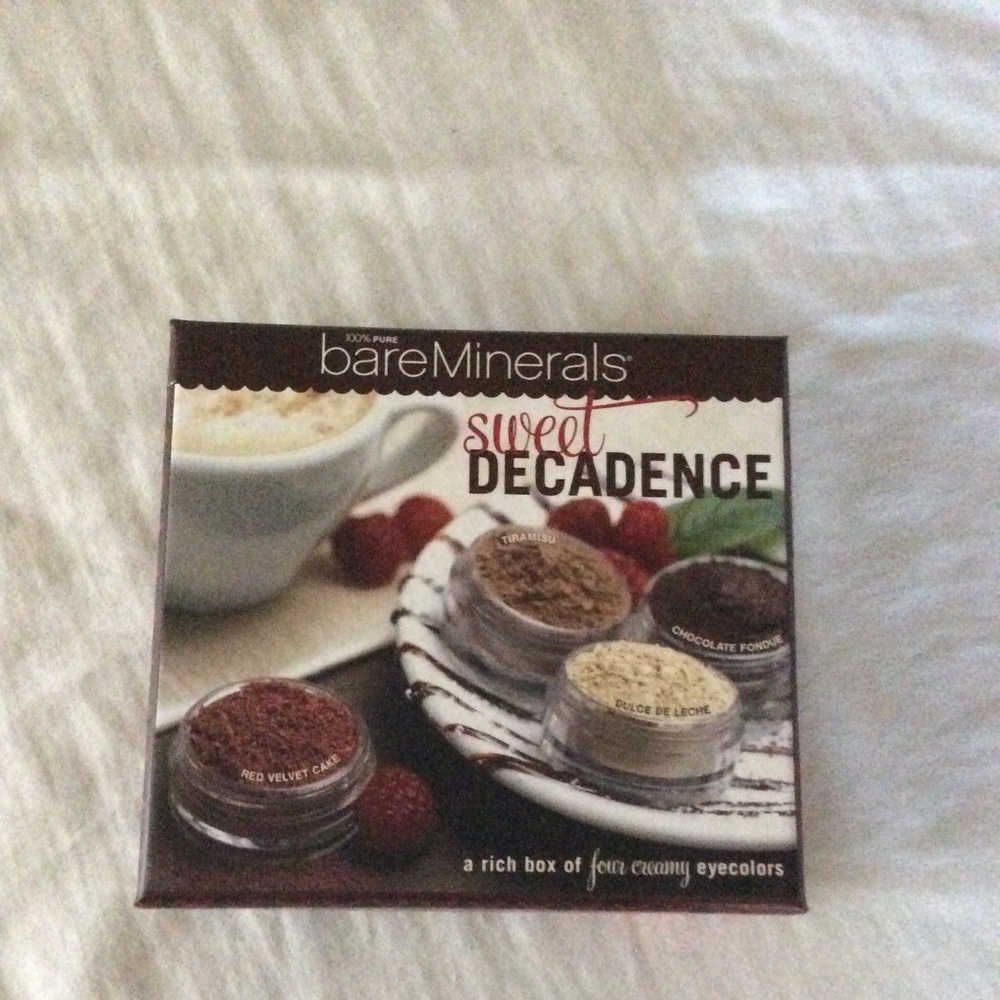 Bare Minerals “Sweet Decadence” Eye Shadow set